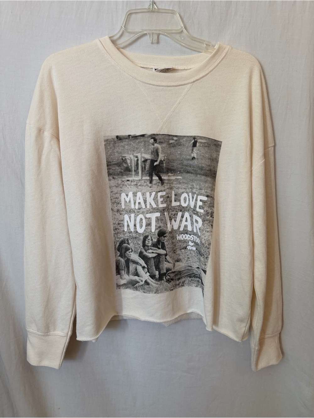 Woodstock Make Love Not War Cropped Sweatshirt Large